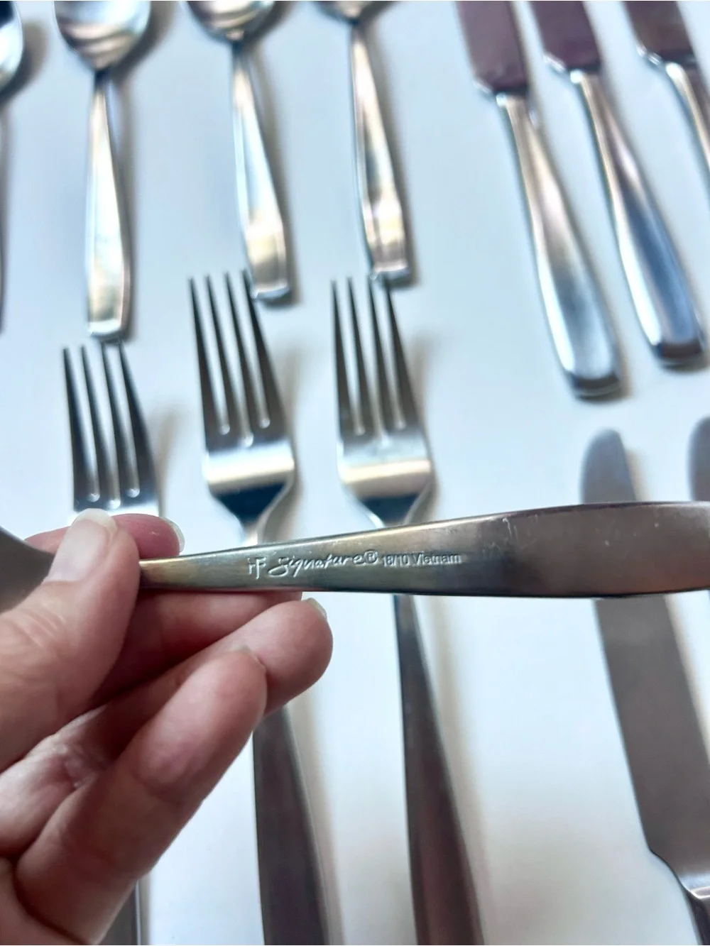 Hampton Forge Signature 18/10 Stainless Steel Flatware 17 Piece Set